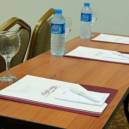 Volley 4* إزمير